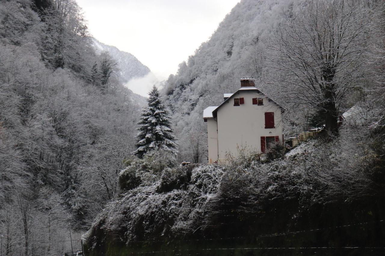 Les Ruisseaux Bed & Breakfast Cauterets Exterior photo
